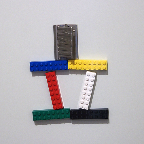 レゴ、玄関マグネット「立」