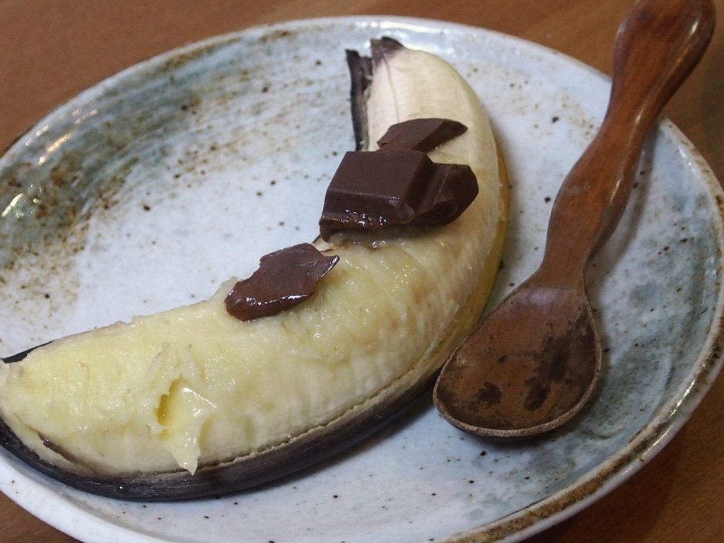 焼きバナナ、チョコレートのせ